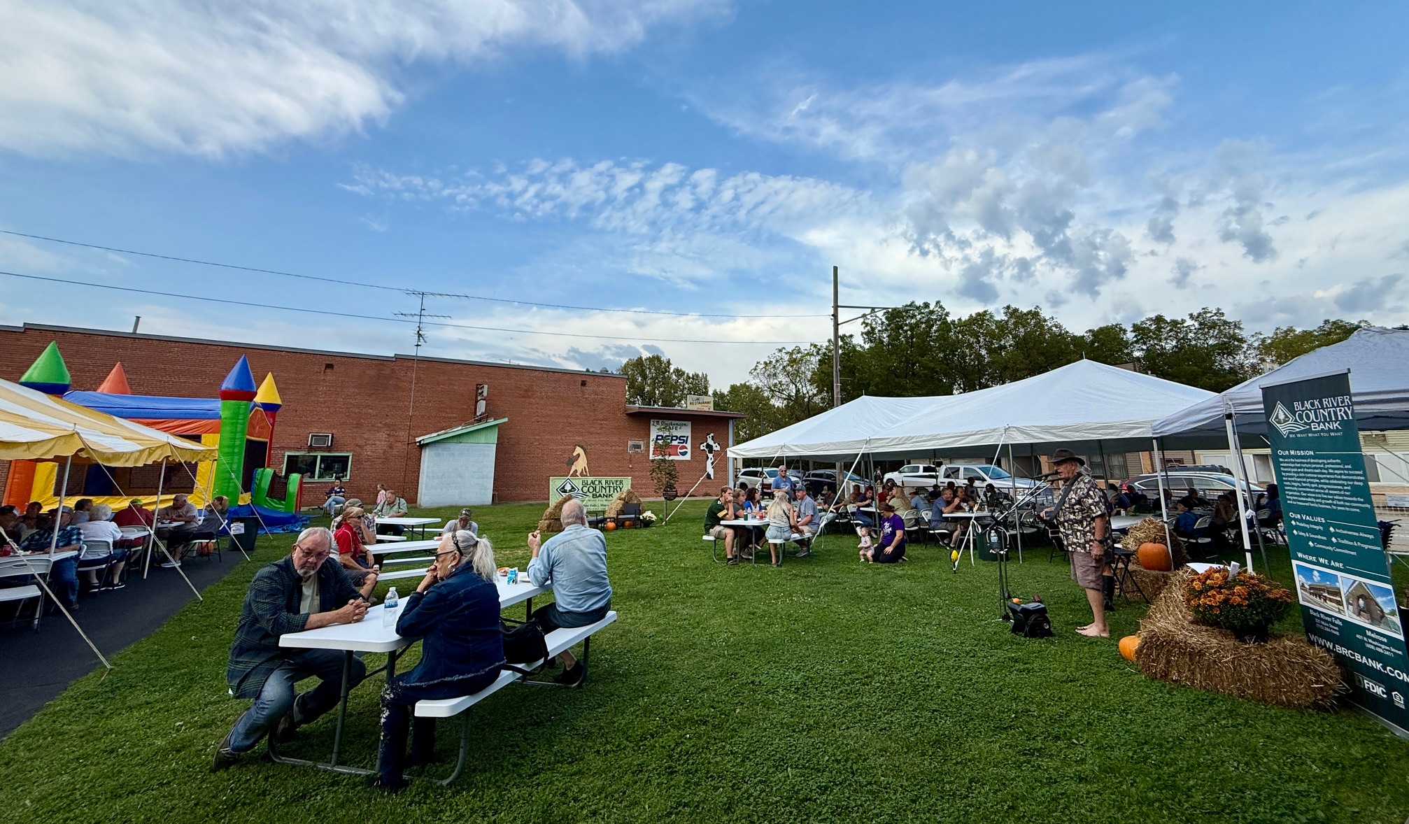 About Brilliant Moonbow Family Foundation